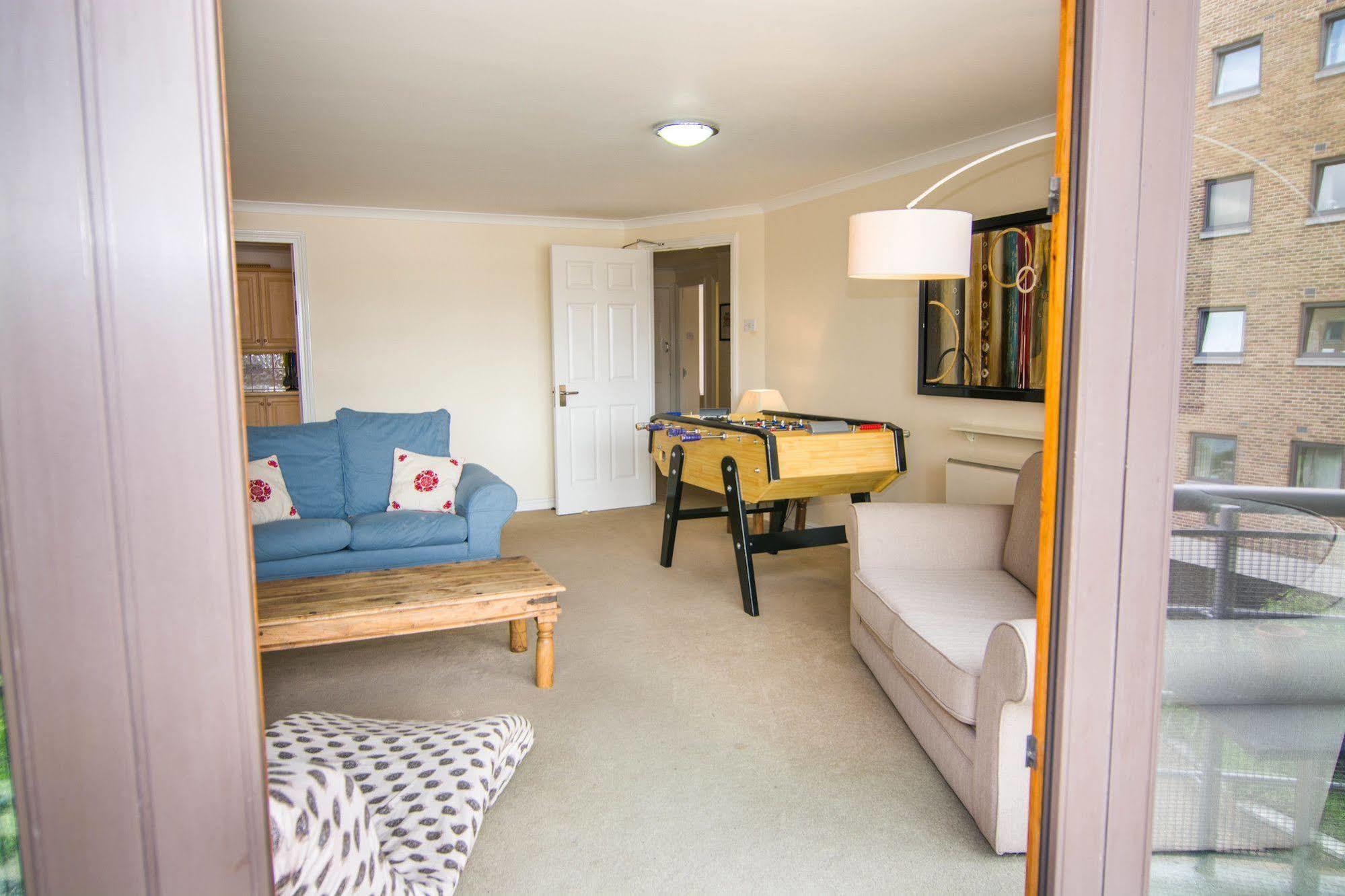 Apartment Wharf - Meridian Place Barking Kültér fotó