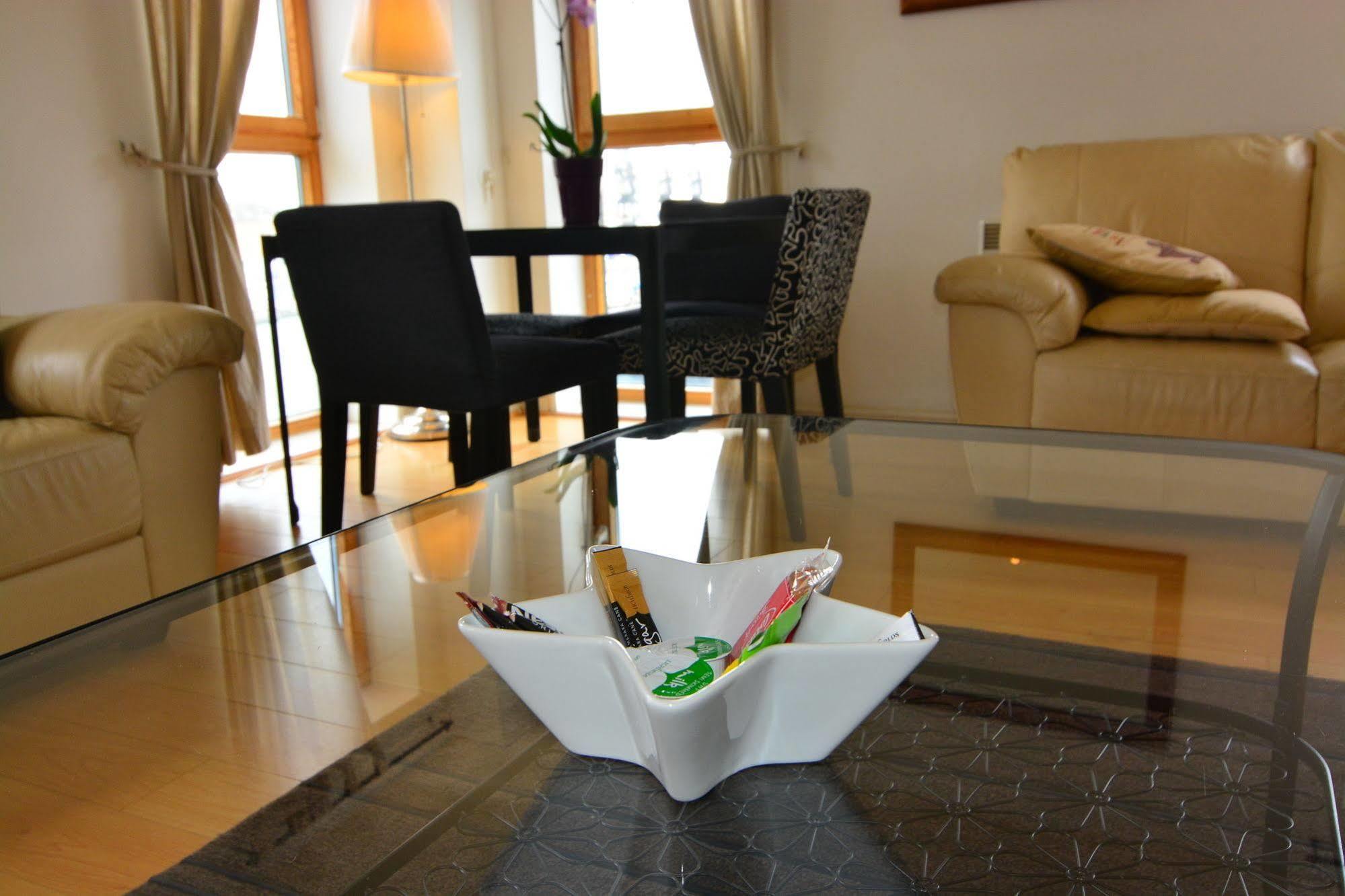 Apartment Wharf - Meridian Place Barking Kültér fotó